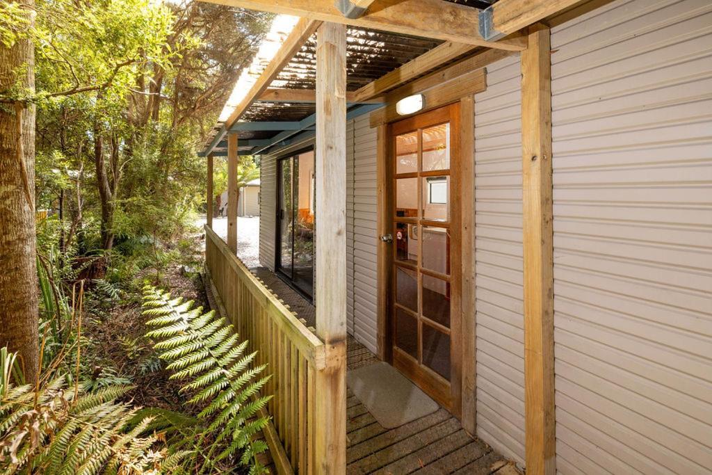 Big4 Strahan Holiday Retreat Luaran gambar